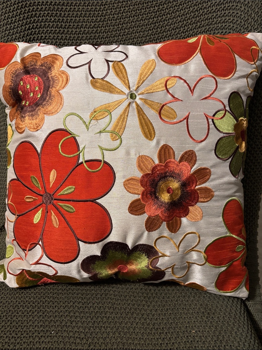 Pier 1 Imports Floral Embroidered 17’ Autumn 🍂 Fall Colors